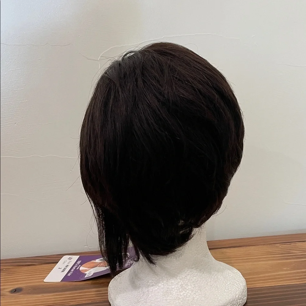 It’s A Cap Weave! Brand 100% Human Hair Short Wig NWT